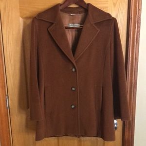 MaxMara 100% Virgin wool jacket
